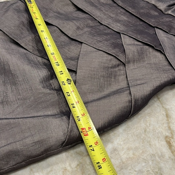 Jessica McClintock | Grey Metallic Bodycon Dress | Size 4‎ - Picture 12 of 14